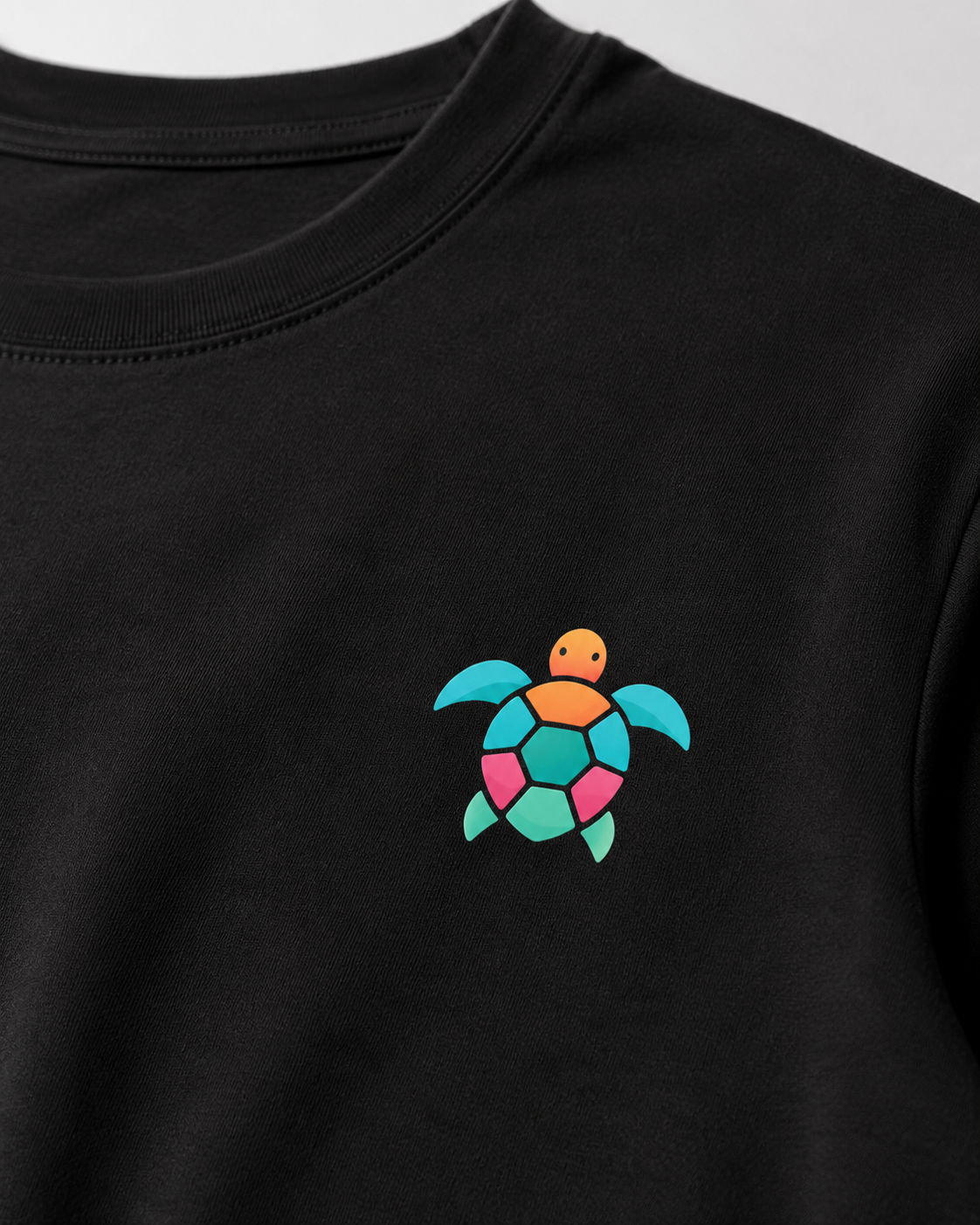 Aqua Turtle Printed T-Shirt – Black